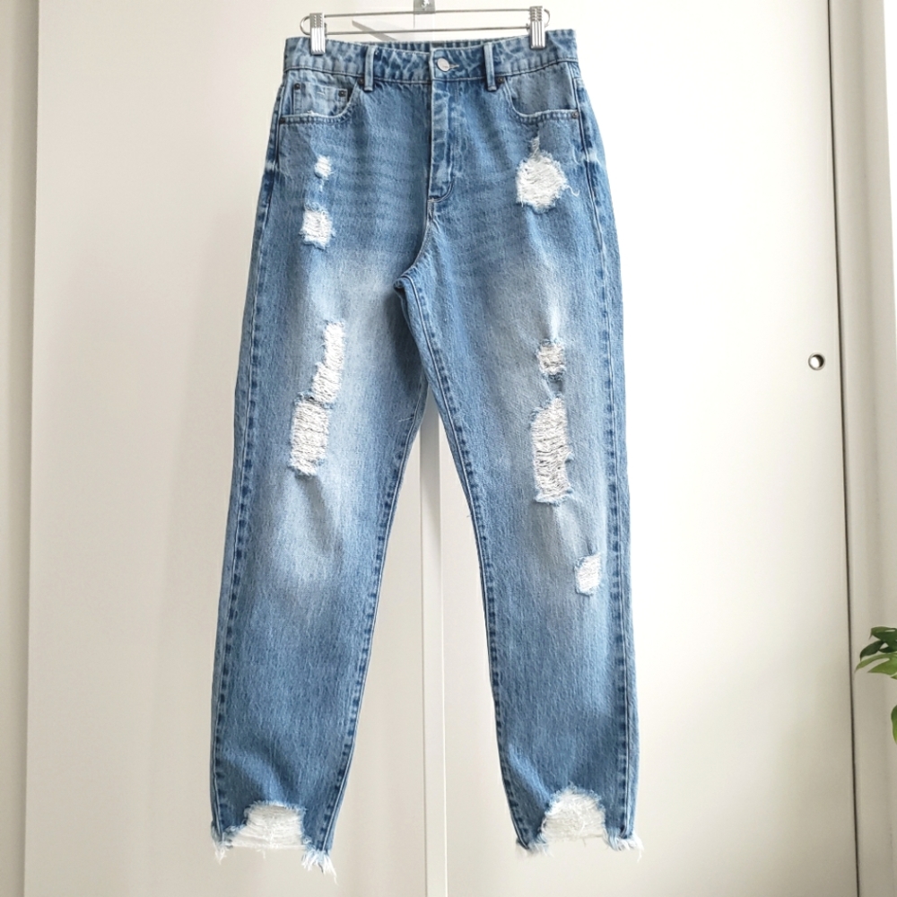 Women Fall Distressed Boyfriend Mom Jeans High Rise Size 26 NWOT